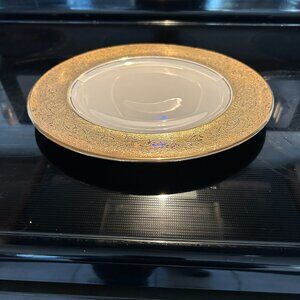 Vintage Royal Lb Bavaria 22 Karat Gold Embossed Rim Warranted Plates